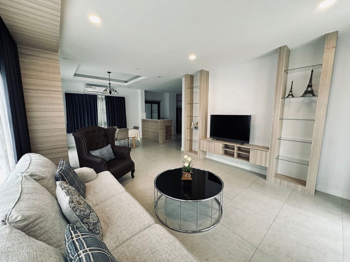 picture Affordable Luxury Modern Style House in a village next to Regent International School - 4/20