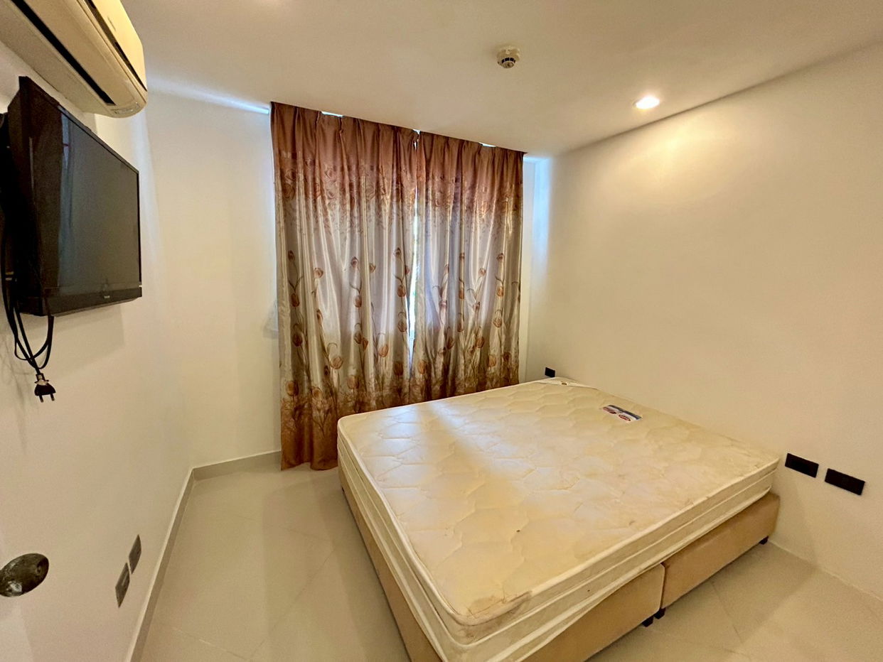 picture 1 Bedroom Condominium @ Paradise Park - 4/24