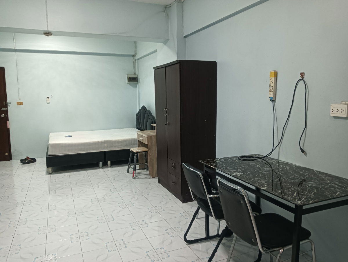 picture Budget Condo near MRT Srinuch & Central Bangna – Studio, 32 sqm, 4,500 THB - 4/8