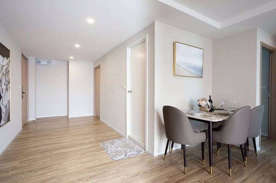 picture Code: KJ8573  for rent Blossom Condo @ Sathorn - Charoenrat // Line ID: @kjcondo (with @) // - 20/20