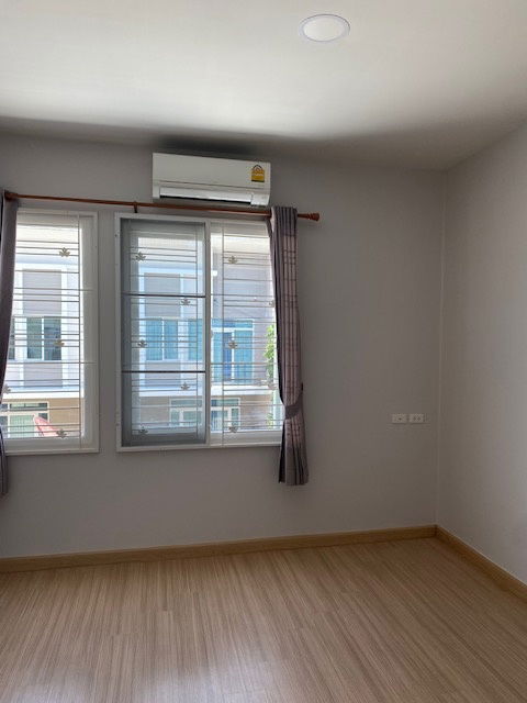 รูป ให้เช่า Townhome โครงการ Casa City Bangna (คาซ่า ซิตี้ บางนา กม. 7) 4 นอน 3 ห้องน้ำ (ติดMega Bangna) ค่าเช่า 20,000 บาท/ เดือน - รูปที่ 6/15