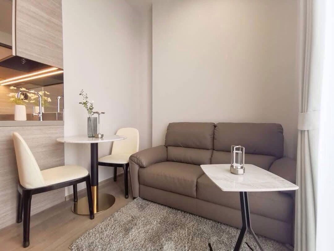 picture The Crest Park            Residences  - 4/9