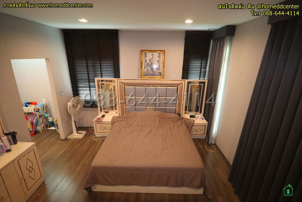 รูป บ้านเดี่ยว “มัณฑนา ศรีนครินทร์–ร่มเกล้า” | 4 นอน 4 น้ำ | ที่ดิน 63.4 ตร.ว. ใช้สอย ~185 ตร.ม. | ใกล้สุวรรณภูมิ - รูปที่ 18/23
