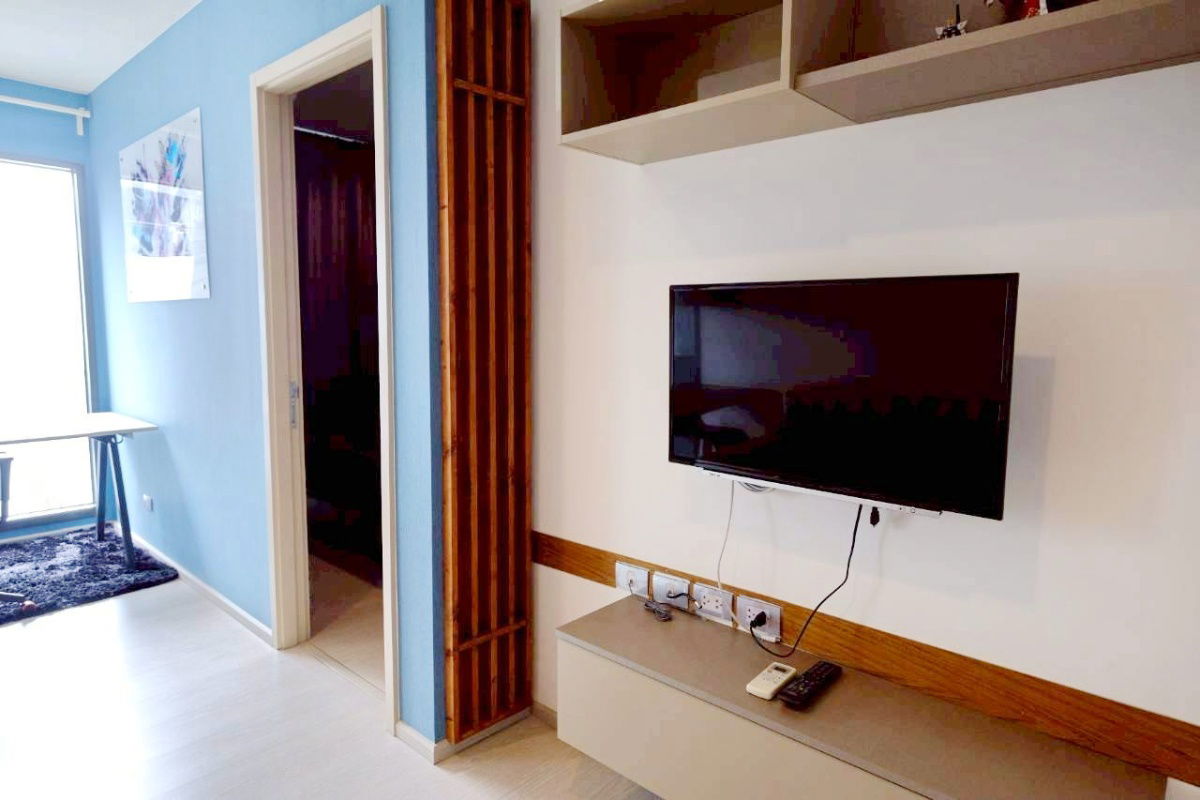 picture For rent 22,000 Baht/month, Rhythm Sukhumvit 36-38 Condo, Swimming pool view, fully furnished, ready to move-in - 6/36