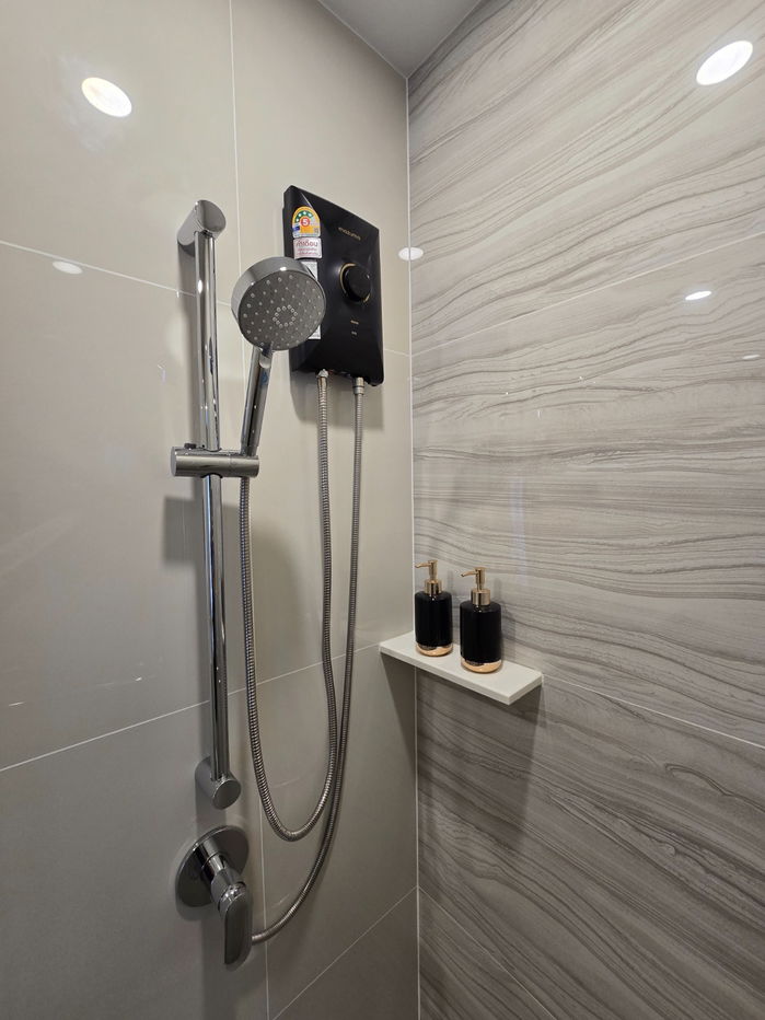 รูป Life Rama 4 - Asoke ห้องสวย ราคาดี สอบถามเพิ่มเติมได้ที่ Line @condorental - รูปที่ 16/17