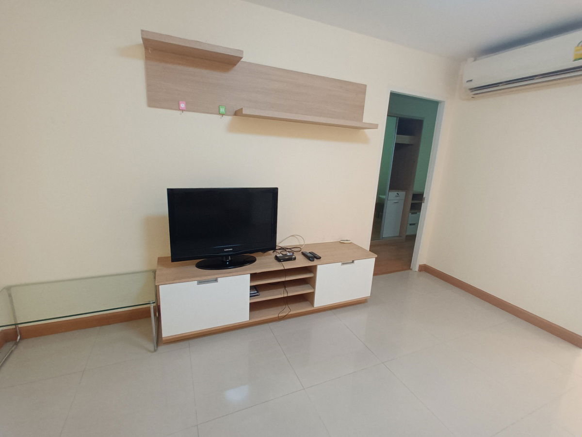 picture Condo for Rent Near BTS Onnnut 300 M. - 8/21