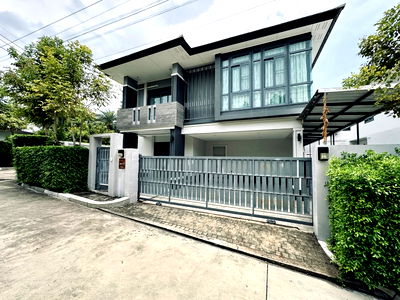 ขายบ้านเดี่ยว : บ้านเดี่ยวโครงการหรูอยู่ถัดจาก รร. นานาชาติพัทยารีเจ้นท์(