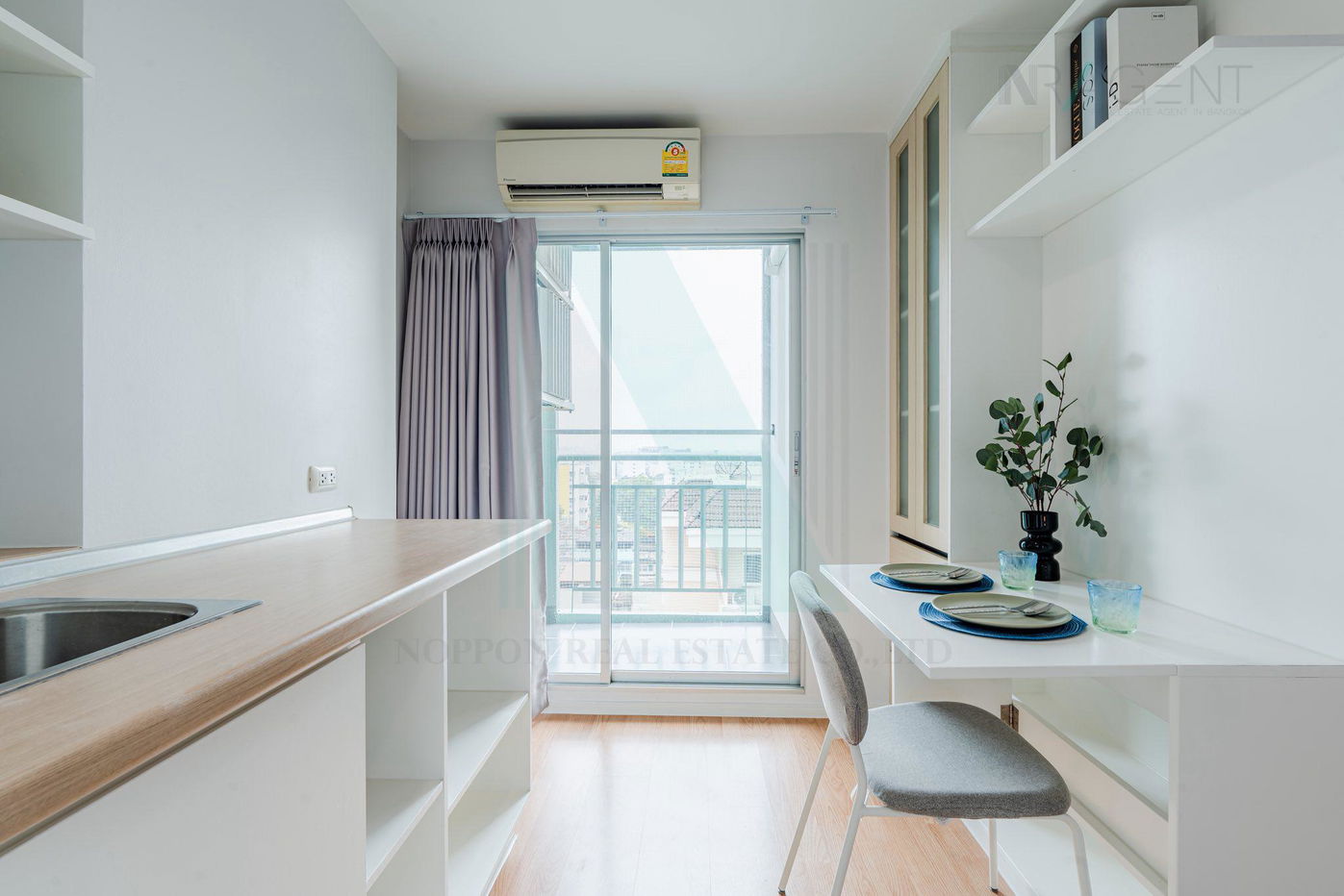 picture For Sell Condo LUMPINI VILLE RAMKHAMHAENG 60/2 Building B, Floor 9,1 bed room, Room size 26 sqm - 4/8