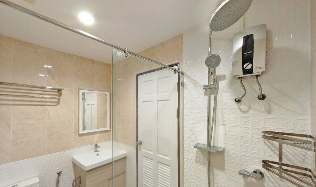 picture [RENT] BL212301   ( Sukhumvit Living Town )     (ID with @in front, LINE ID:  @056qhbtt) - 8/10
