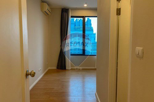 รูป [920071049-1012] 4 bed for rent MRT phetchaburi Sukhumvit 21 - รูปที่ 10/27