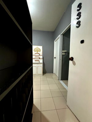 Condos for sale : Owner selling, Eua-Athorn Romklao 2, fully furnished, ready to move in, near Airport Link Lat Krabang, Ramkhamhaeng, Minburi, Suvarnabhumi Airport
