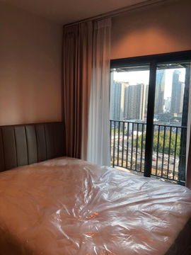 📍 For rent! Life Asoke–Rama 9 | 1 bedroom, 33 sq m, 3-minute walk to MRT Rama 9
