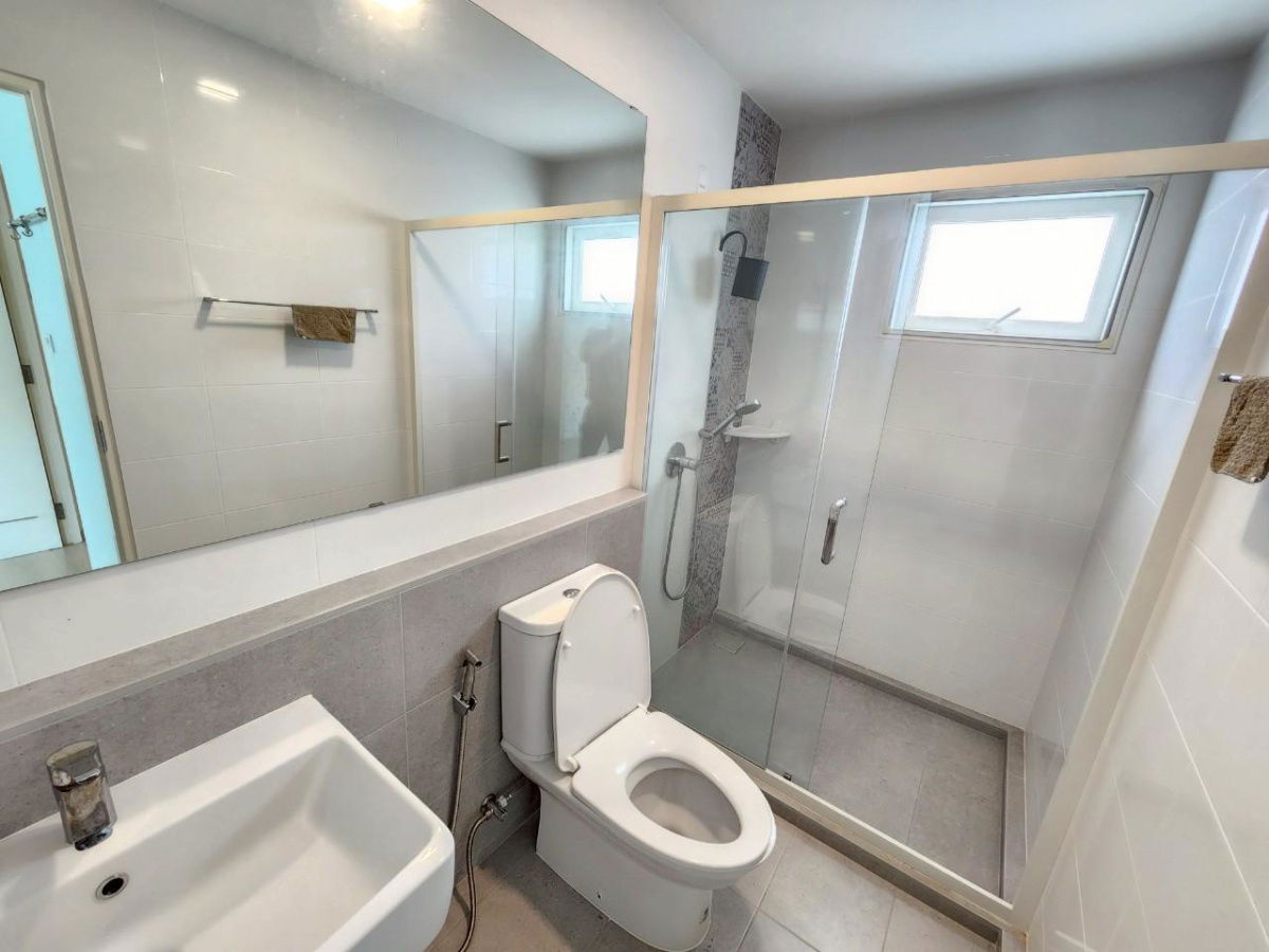 รูป ขายบ้านเดี่ยวขนาดใหญ่ 3ห้องนอน 3ห้องน้ำ ม.วิลลาจิโอ ปิ่นเกล้า-ศาลายา บ้านสภาพดีมาก โครงการคุณภาพจาก L&H  ขายเพียง 4.95 ล้าน  - รูปที่ 20/49