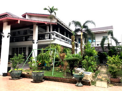 Houses for rent Phahonyothin Road : For rent house 4 beds 4 bath with pool nice location (S15-22555) 