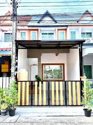 Townhouses for sale Min Buri : House for Sale – Fa Nantawan Village, Hathairat 7