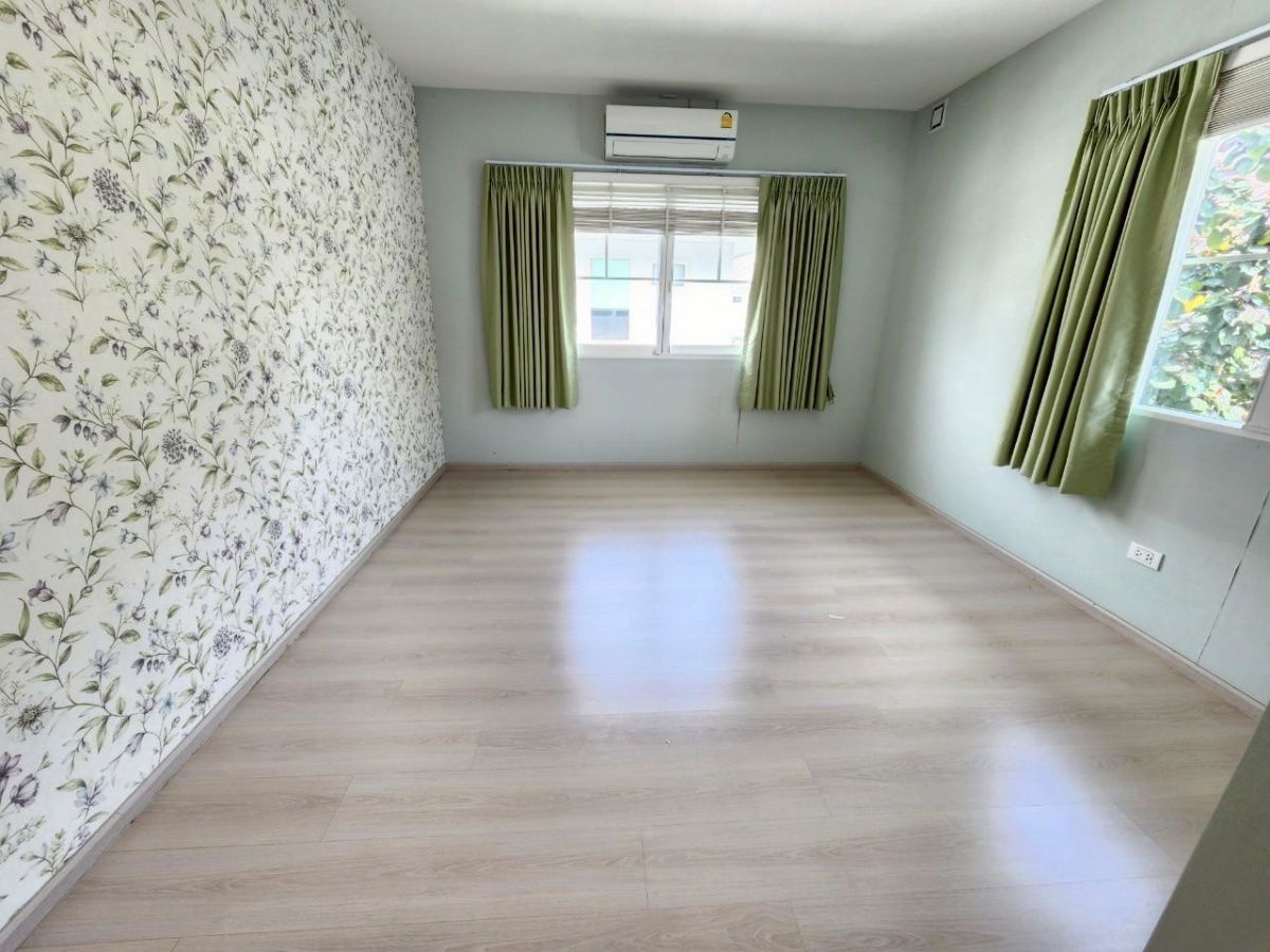 รูป ขายบ้านเดี่ยวขนาดใหญ่ 3ห้องนอน 3ห้องน้ำ ม.วิลลาจิโอ ปิ่นเกล้า-ศาลายา บ้านสภาพดีมาก โครงการคุณภาพจาก L&H  ขายเพียง 4.95 ล้าน  - รูปที่ 23/49