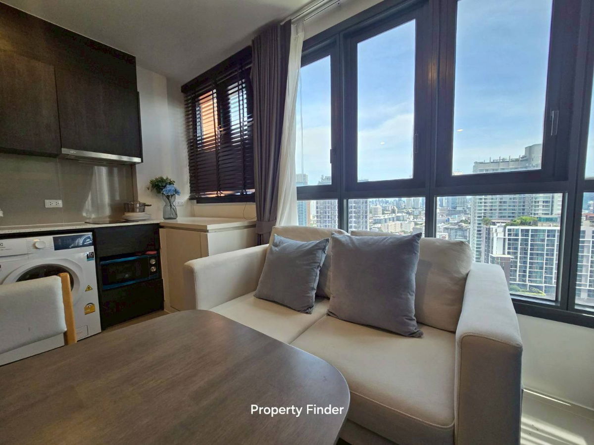 picture Condo for Rent : XT Huaikhwang  Schedule a viewing 👉 Line: @propertybkk1 - 14/21