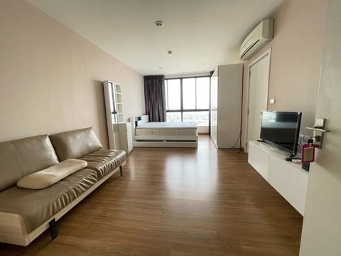 💥💥FOR RENT!! Condo The Tree Interchange Stu.30 ตร.ม.ตึก B ใกล้ MRT เตาปูน พร้อมอยู่!! สนใจ LINE: @atfirm💥💥