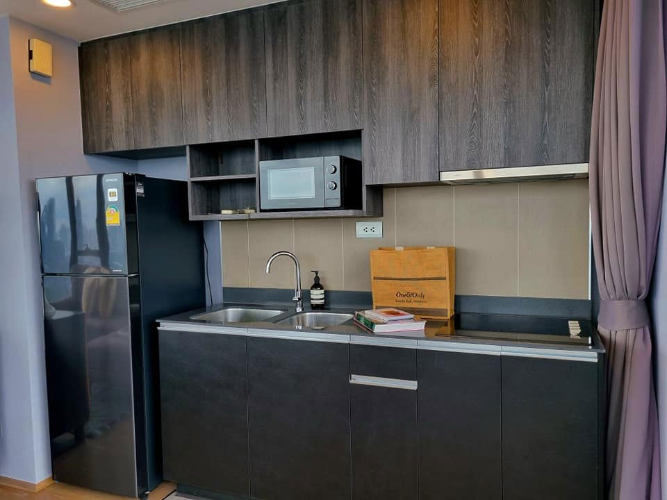 รูป Ashton Chula Silom【𝐑𝐄𝐍𝐓】🔥หรูหราพรีเมียม กระจกเต็มบาน วิวเมืองชัดเต็มตา ฟังก์ชันครบ ใช้สอยได้จริงทุกมุม🔥  ติดต่อไลน์ไอดี: @hacondo - รูปที่ 8/8