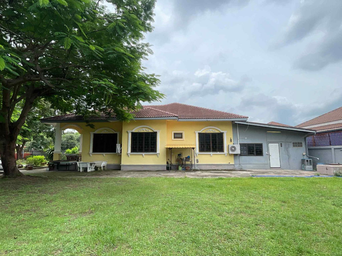 picture Private garden villa for rent. Large detached house with a 1.5-story layout , 3 bed rooms, 3 bath rooms - 20/25