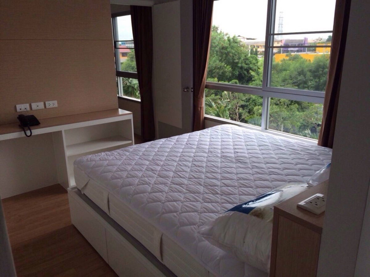 picture Fully furnished room for rent , near ARL and MRT Huamak station - 4/8