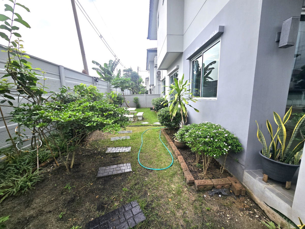 รูป บ้านเดี่ยว 2 ชั้น หมู่บ้าน เซนโทร รังสิต คลอง 4 ตกแต่งสวย พร้อมสวนรอบบ้าน ทำเลดี ติด ถนนรังสิต-นครนายก - รูปที่ 21/22
