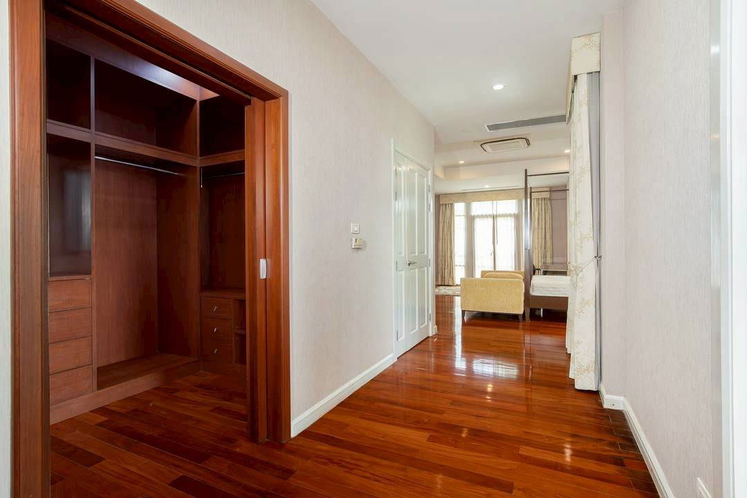 รูป ♣ Luxury house ♣ บ้านเดี่ยว 2 ชั้น 110.00 ตร.ว. | 4 ห้องนอน 5 ห้องน้ำ | ใกล้ BTS สถานีพระโขนง 2 นาที, โรงพยาบาลสุขุมวิท 4 นาที, Gateway เอกมัย 4 นาที - รูปที่ 3/21
