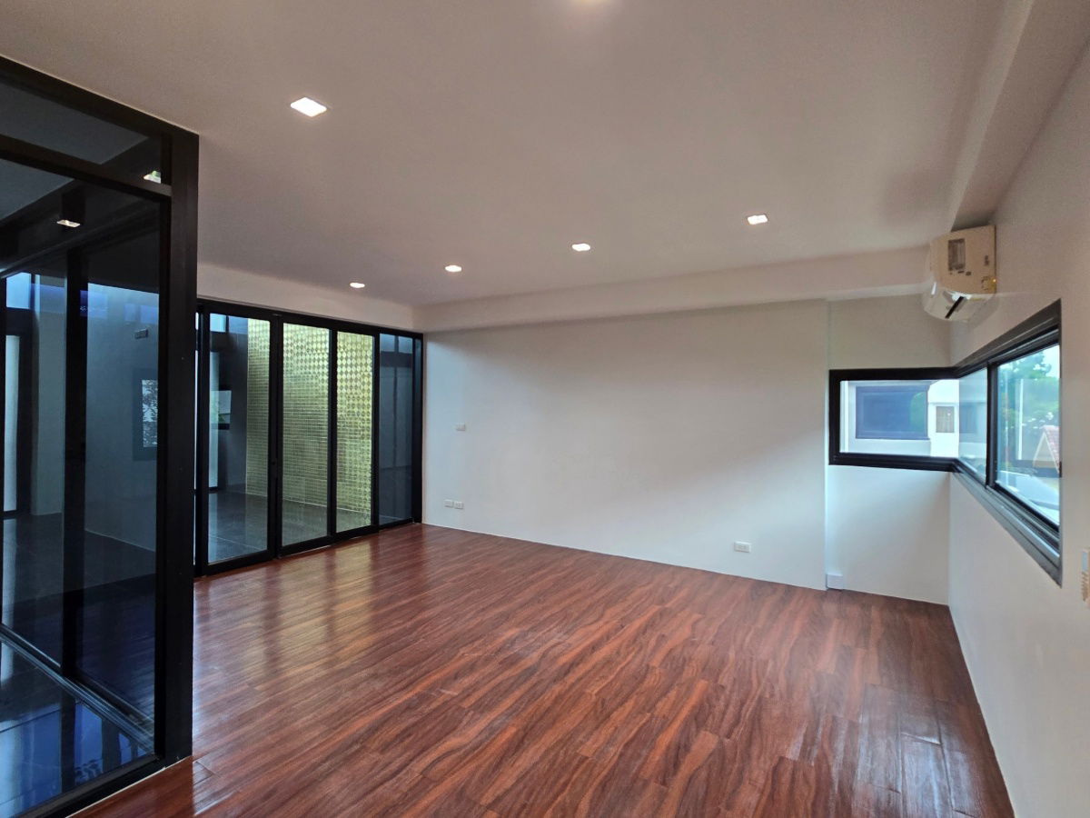 picture For Rent!! 4-Storey Home Office at THE PENTAS Ratchada–Rama 9 (Office Space, House for Rent, Single House for Rent) - 30/60