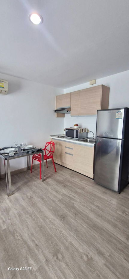 picture Morningside Heights Ratchada 30 - 2/6