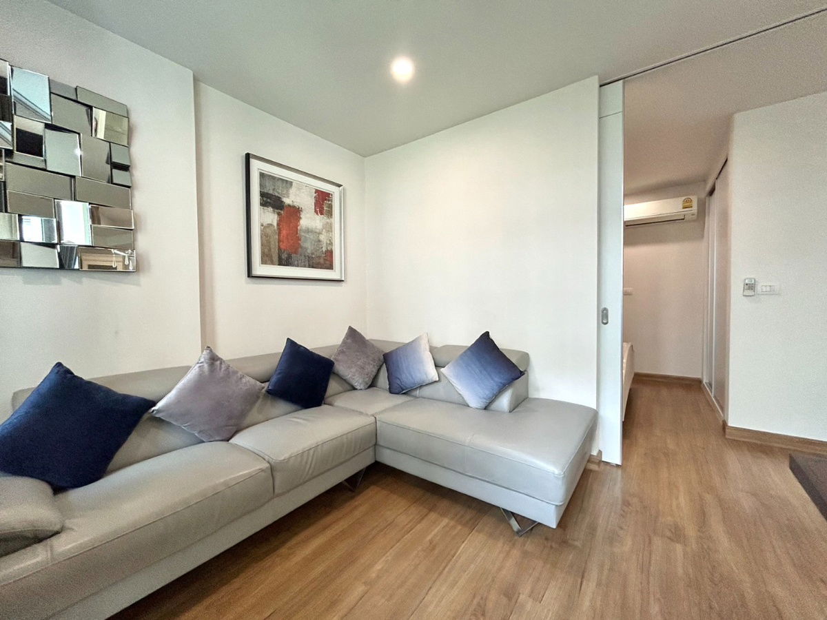 picture The Nimmana condo for rent ! 1Bedroom in nimman with pool view : Tel. +66823899314 (Boo) - 4/21