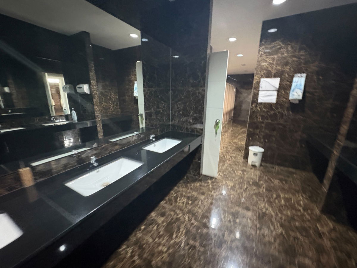 picture Commercial space for rent next to Airport Link Ramkhamhaeng (a-link square mall), total 1,670 square meters (2nd floor), with parking for 15 cars! - 13/20