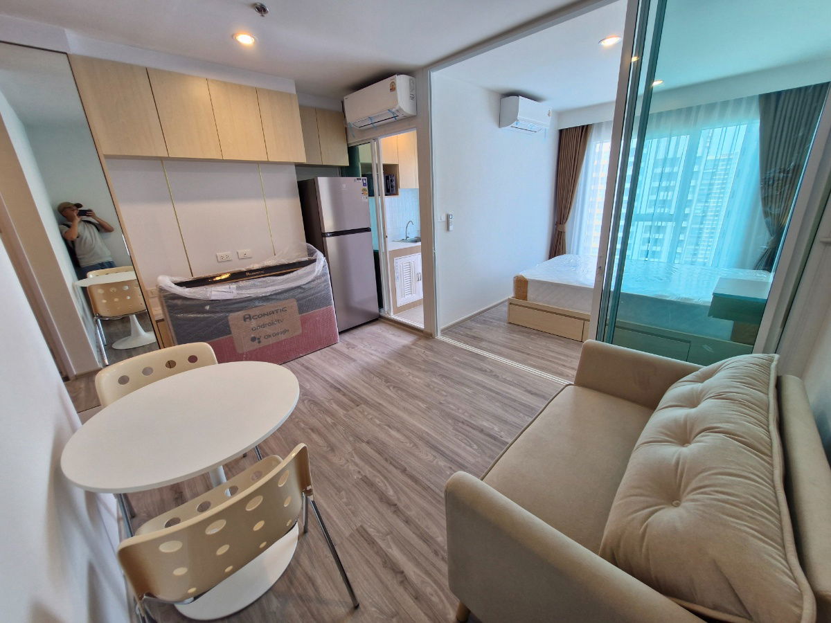 picture FOR RENT--Regent home  11,000/month - 5/6