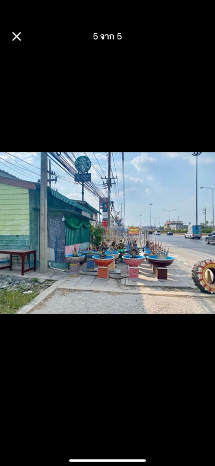 picture House for sale with land next to a very beautiful road, very developed. - 8/20
