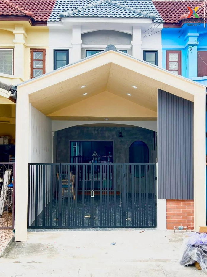 picture For Sale Townhouse/Townhome  , Baan Khanasap , Bang Chan , Khlong Sam Wa , Bangkok , CX-129745 ✅ Live chat with us ADD LINE @connexproperty ✅  - 1/12