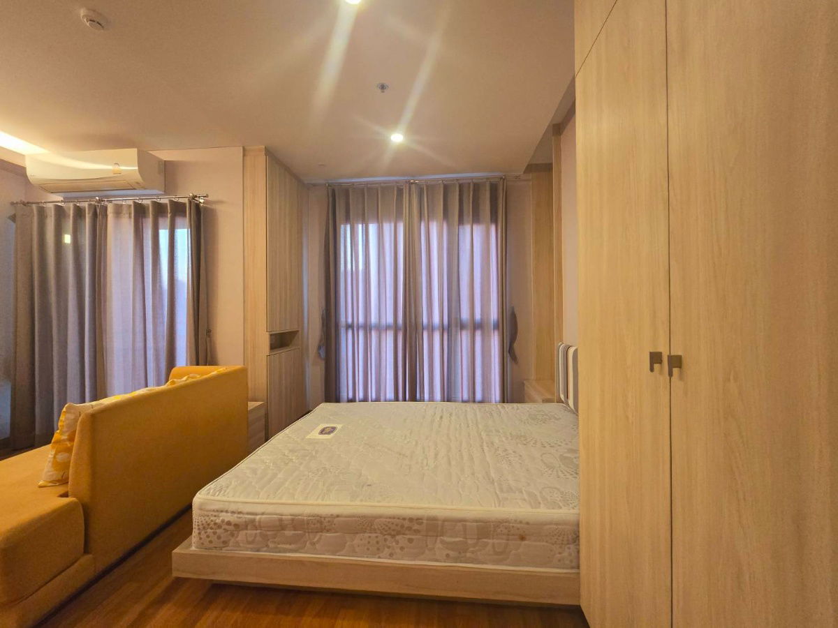 รูป 🤩For Rent ลุมพินี พาร์ค วิภาวดี – จตุจักร สตูดิโอ เพียง 9,500 บาท ( แอร์ เครื่องทำน้ำอุ่น เครื่องซักผ้า ) เดินทางสะดวก ใกล้ BTS หมอชิต/ MRT จตุจักร - รูปที่ 3/6