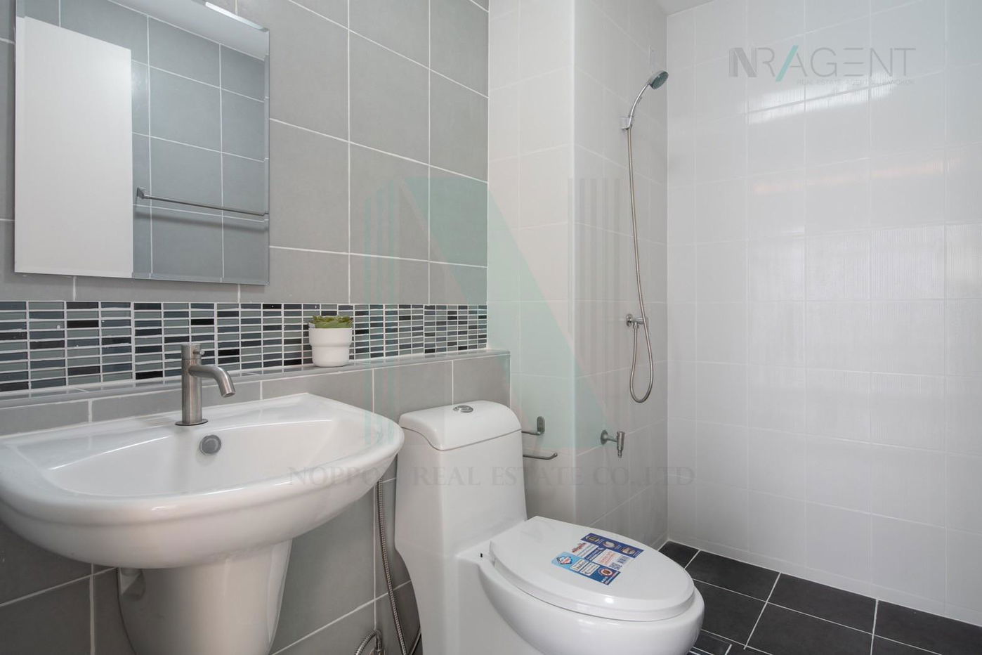 picture For Sell Condo DCONDO RAM INTRA Building , Floor 4,1 bed room, Room size 30 sqm - 7/8