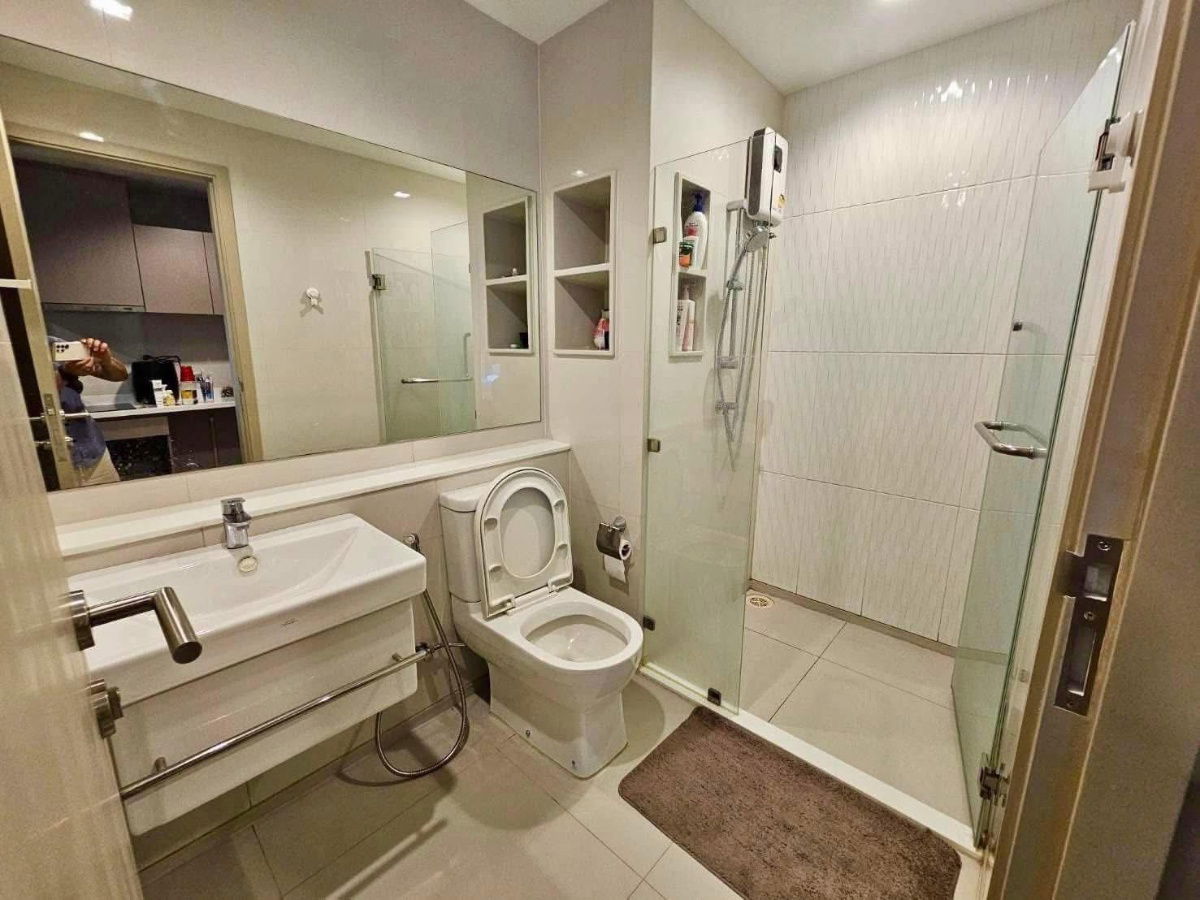picture Y004💥Condo Life Ladprao💥Fully furnished, has a walk-in closet, near BTS Ha Yaek Lat Phrao, MRT Phahon Yothin, opposite Central Ladprao, - 10/10