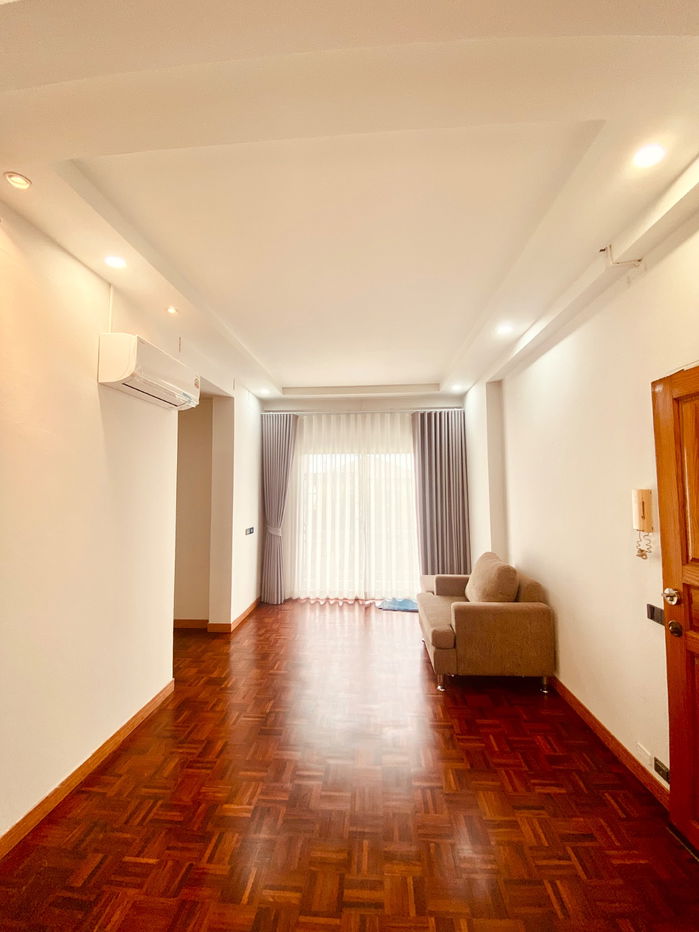 picture For rent 3bedrooms condo 20minute to airport  - 2/33