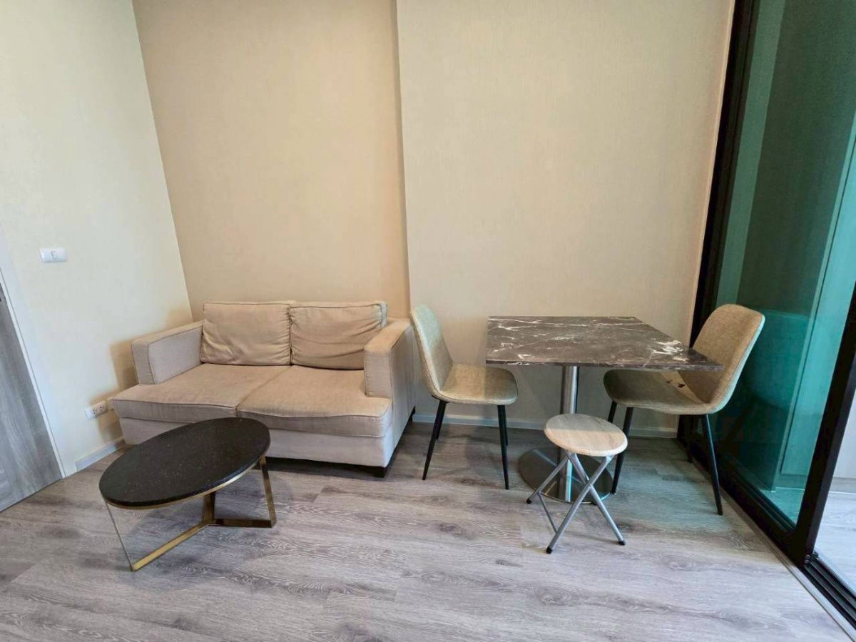 picture Condo for Rent : Knightsbridge Collage Ramkhamhaeng  Schedule a viewing 👉 Line: @propertybkk1 - 11/15