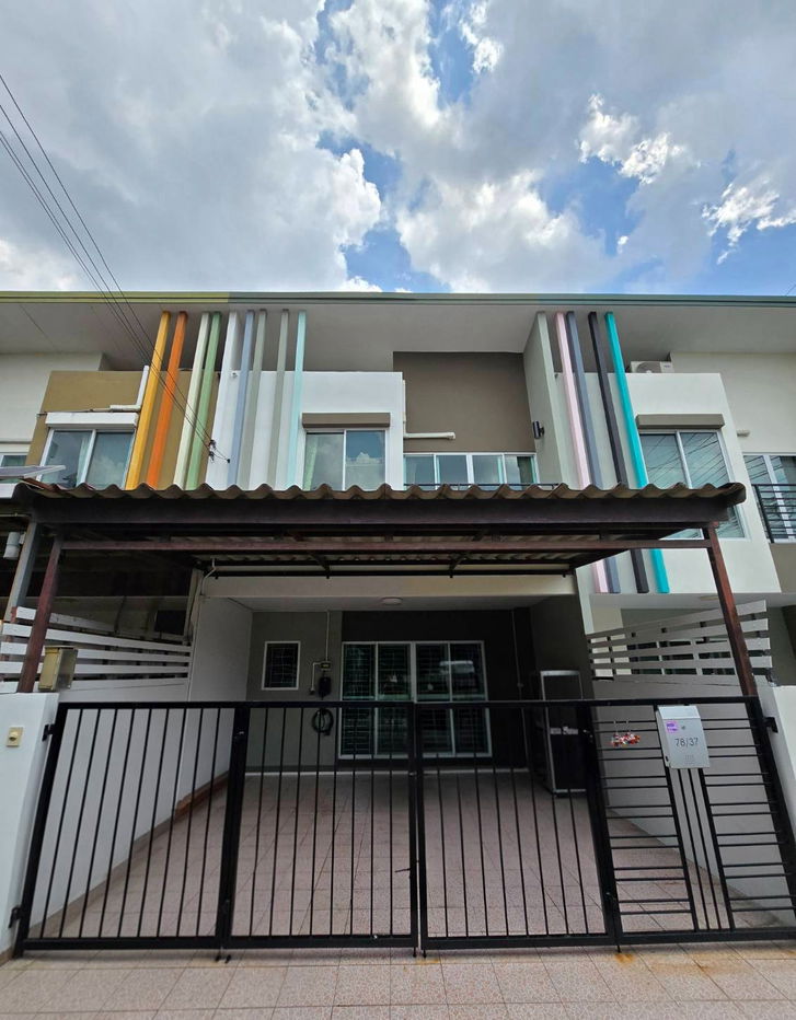 รูป ให้เช่าทาวน์โฮม 2 ชั้น โครงการ City Sense วัชรพล พื้นที่ 20 ตร.วา 3 ห้องนอน 2 ห้องน้ำ จอดรถได้ 2 คัน - รูปที่ 2/18