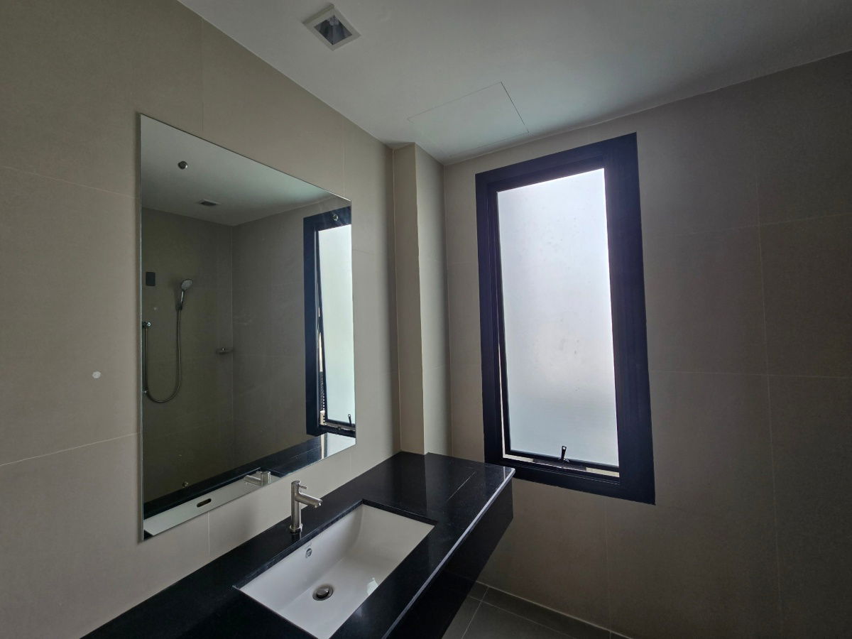picture For Rent!! 4-Storey Home Office at THE PENTAS Ratchada–Rama 9 (Office Space, House for Rent, Single House for Rent) - 42/60