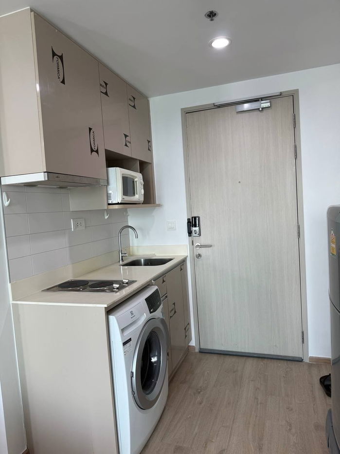picture Ideo Q Chula Samyan【𝐑𝐄𝐍𝐓】🔥A spacious room perfect for those who love a simple, minimalist style.🔥  Contact Line ID: @hacondo - 4/5