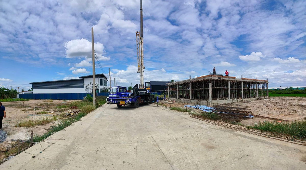picture Land + buildings for sale (warehouse, factory, storage) - 1/7
