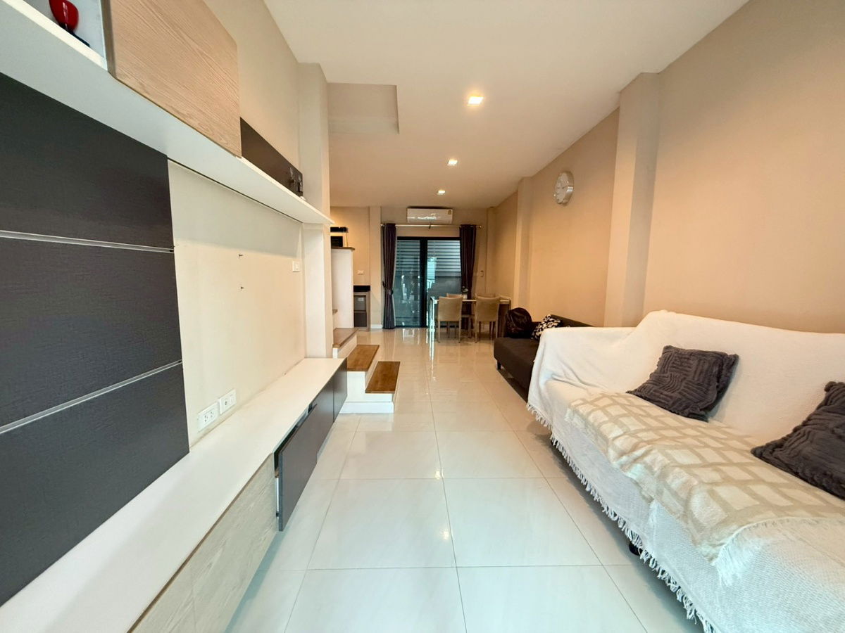 รูป 🏡ให้เช่าทาวน์โฮม 2 ชั้น หลังมุม โครงการ เรซิโอ-โฮม ซอยกาญจนาภิเษก 5/3 รามอินทรา มึ 3 ห้องนอน 2 ห้องน้ำ - รูปที่ 4/20