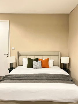 The Saint Residences ห้องสวย ราคาดี สอบถามเพิ่มเติมได้ที่ Line @condorental