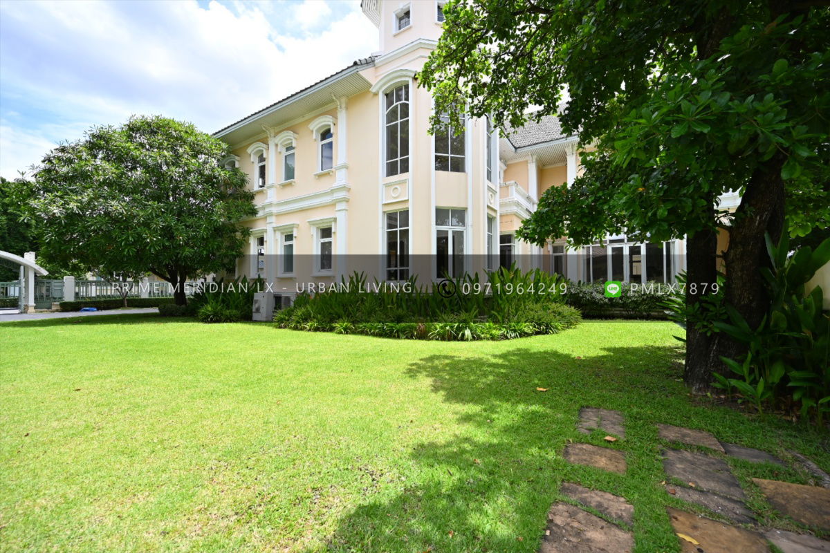 picture The Royal Residence Kaset Nawamin - Super luxury colonial style house with private swimming pool & garden - 2/26