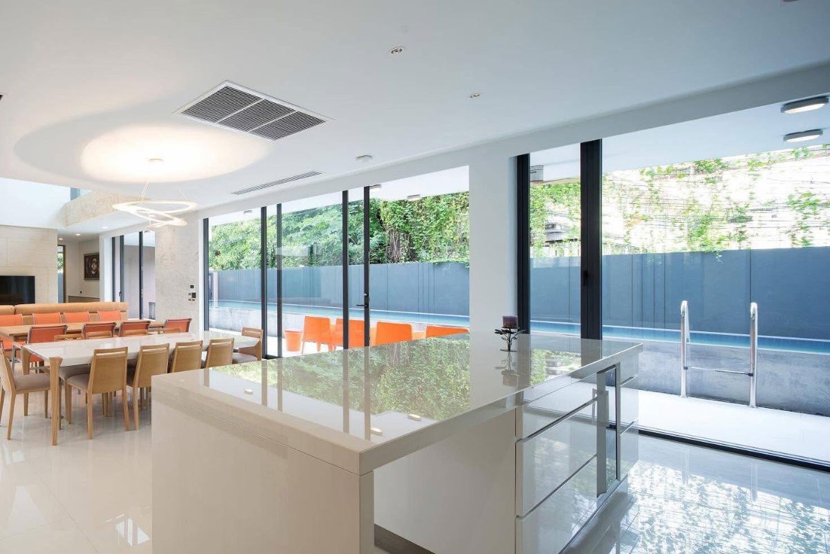 รูป ♢ Pool Villa ♢ บ้านเดี่ยว 3 ชั้น พร้อมสระว่ายน้ำ | ขนาด 127.30 ตร.ว. 959.00 ตร.ม. | 4 ห้องนอน 5 ห้องน้ำ | ใกล้ BTS เอกมัย - รูปที่ 6/10