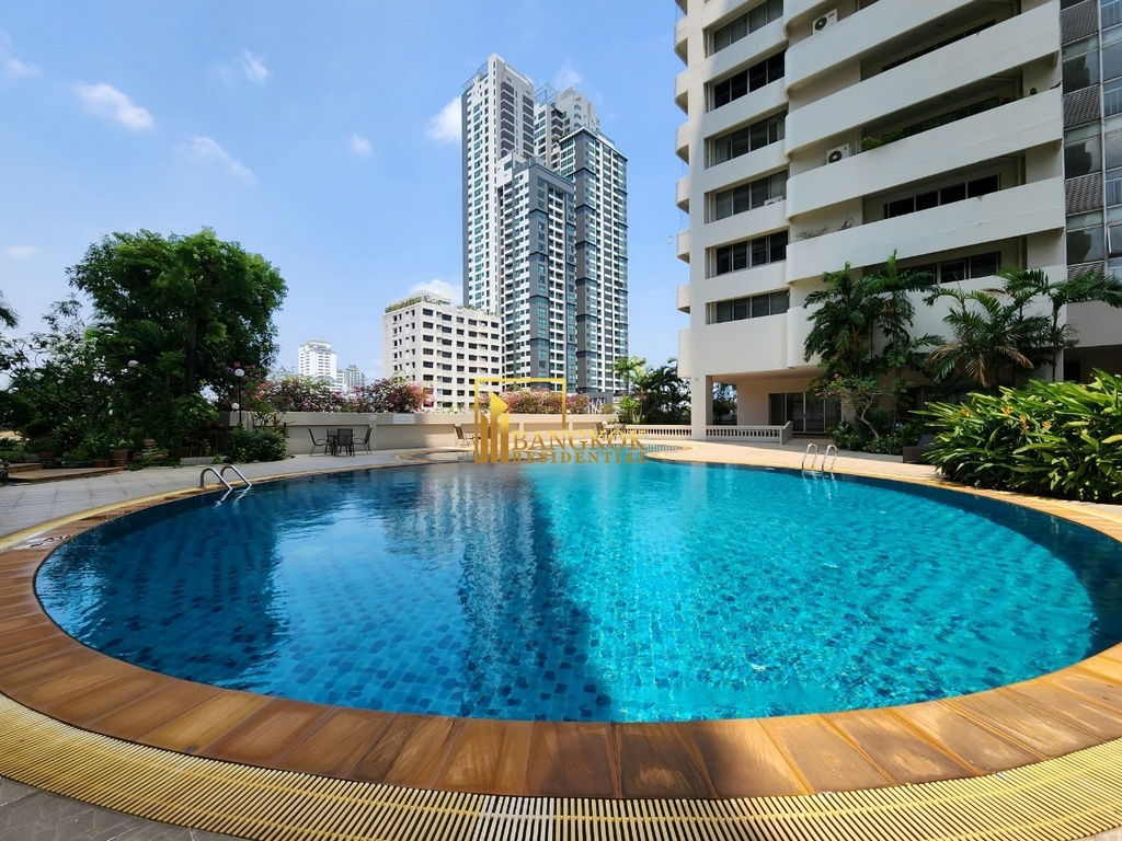 picture DS Tower 1 | Beautiful 4 Bedroom Condo in Phrom Phong Area - BR12485CD - 39/52