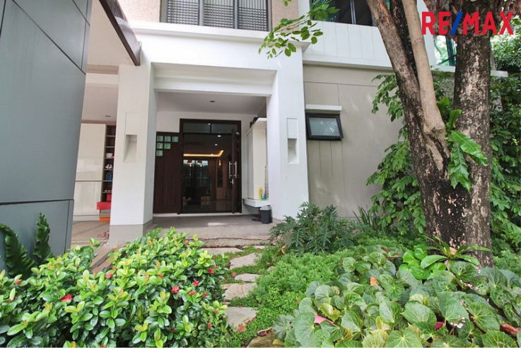 รูป ขายบ้านเดี่ยว ปริญญ์ สาทร–ราชพฤกษ์ หลังมุม 131 ตารางวา ติดถนนเมน หน้าสวน ทำเลราชพฤกษ์ตอนต้น ภาษีเจริญ ใกล้ BTS & MRT บางหว้า - รูปที่ 27/29
