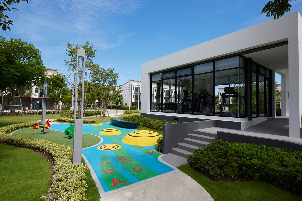 picture [SALE : STP11130] 🏡Baan Klang Mueang Ratchapruek-Sathorn ✨Exclusive 3-Story Corner Townhome – Only One in the Project !✨ - 7/12